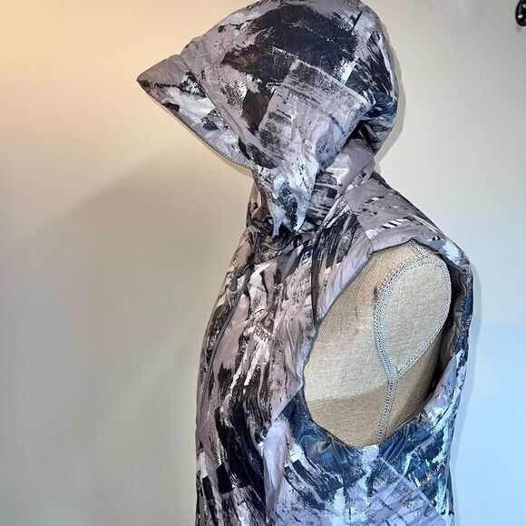 NWOT GERRY Reversible Packable Down Vest Womens M - Picture 5 of 11